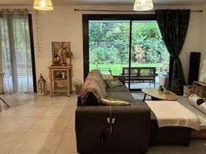 Location appartement 4 pièces 94 m² à Collonges-sous-Salève (74160)