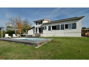 Charmante maison familiale avec piscine à Gragnague (31380)