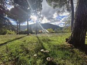 Proche Des Mages une parcelle de terrain constructible 1988 m²