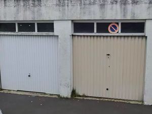 Parking/box 23 m² Bordeaux