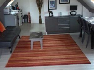 À louer – Appartement meublé 50 m² dans grande demeure rénovée  avec piscine