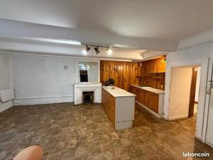 À LOUER – Appartement T3 – Centre de Sauxillanges – 500 /mois