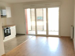 Location appartement 3 pièces 65 m² à Rouen (76100)