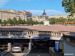 Investissement Rare : Parking Loué avec Haut Rendement