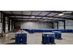 Local 1600m2 à louer 13160 châteaurenard