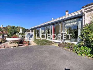 Vente Maison Piscine à Mervent (85200) : à vendre Piscine / 166m² Mervent