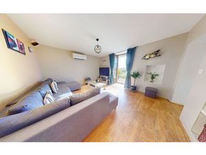 Maison Marcillac-Vallon 120 m² T-4 à vendre  280 000 €