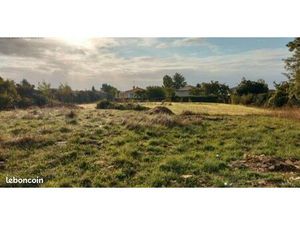 Terrain constructible Surgères 1200m2 utile