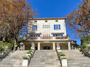 APPARTEMENT TYPE 2 DANS TRES BELLE PROPRIETE