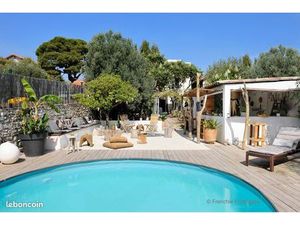 Maison d’Artiste piscine jardin