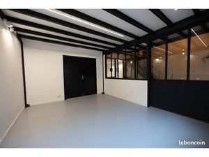 Location Pop-Up Store + Salle de Réunion avec Cuisine Équipée – Panier  Marseille