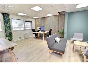À LOUER – Local professionnel 55 m² – Vitrolles (Zone de l’Anjoly)
