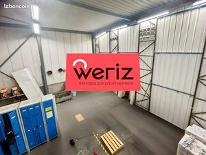 Local industriel 241 m²