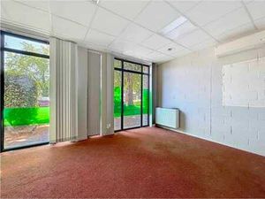 Espace commercial sur la grande place