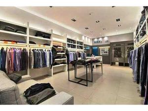 Commerce idéalement situé ! Libre le 1er avril 2026 avec une