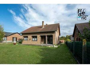 Boussoit - Très belle villa entièrement cavée