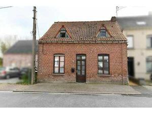 Maison 4 façades avec bonne orientation et passage latéral