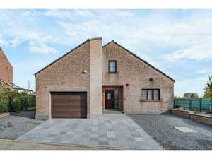 Villa de standing à vendre à Bassilly - À 35 min de Bruxelle