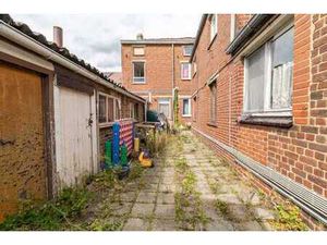 Lot de 4 maisons à rénover