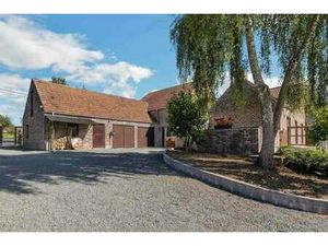 propriété exeptionelle avec 5 chambres (+ 4 possible) dans u