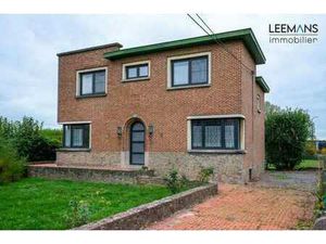 Maison de 3 chambres + jardin en plein centre-ville !