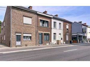 JOLIE MAISON AVEC JARDIN