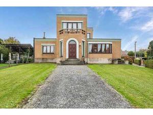 Maison exceptionnelle /3chambres/jardin/garage et parking