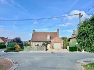 Villa en parfait état 3ch+bureau / 4ch  garage  cave  jardin