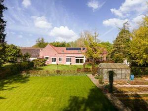 Authenticité et confort moderne à deux pas des commodités