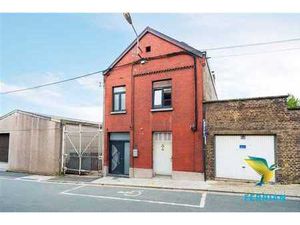 Superbe maison construite récemment