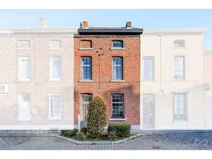 6140 Fontaine-l-Eveque  route de charleroi 31