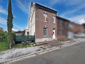 Maison 3 façades située à Fontaine l'Evêque