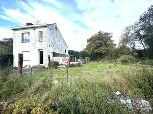 Maison 4 façades à rénover