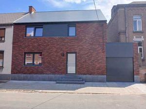 Splendide maison rénovée 3 chambres avec garage et jardin