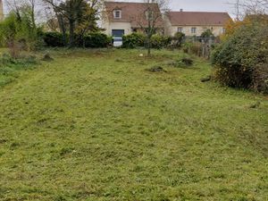 Terrain 10min de MONTEREAU FAULT YONNE à Villeneuve La Guyard