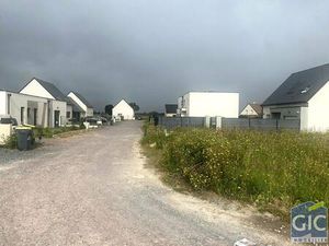 Terrain constructible viabilisé à vendre