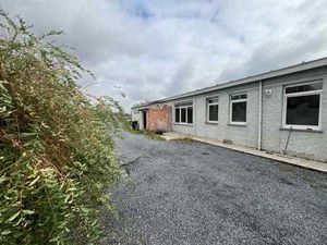 Maison de plain pied  à rénover