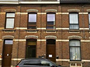 Maison avec jardin et garage