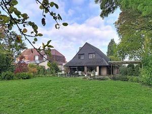 Charmante maison 4 façades sur 1.560 m² – Leers-Nord