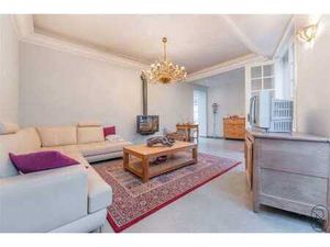 Impressionnant immeuble commercial & habitation 6 chambres