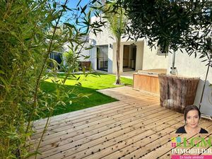 Bas de villa entièrement rénové sur 350 m2 de terrain