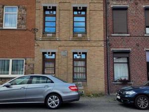 Maison deux façades