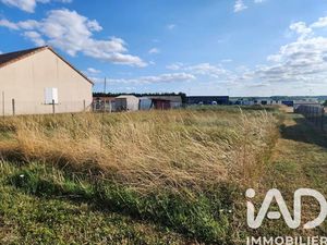 Vente terrain 1100 m² à Doussay (86140)  25 000 €