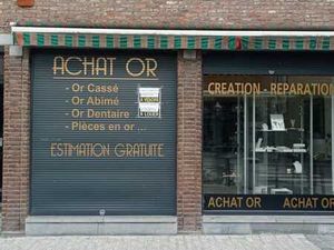 Commerce bien situé en plein de La Louvière