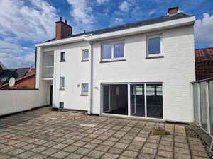 Duplex 3 chambres avec grande terrasse et jardin