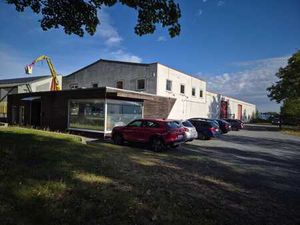 IMMEUBLE MIXTE PROCHE DES VOIES DE COMMUNICATION