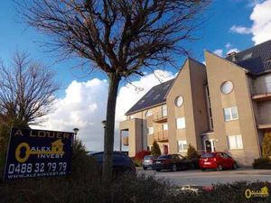 Appartement 3 chambres  bureau  garage et parking extérieur