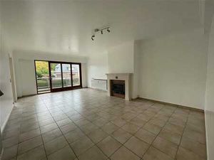 Appartement 2 chambres -780€ + 90€ charges communes + 70€ pr