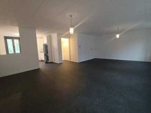 Appartement entièrement rénové 3 chambres avec jardin