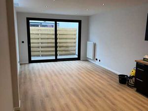 Bureau  local commercial .